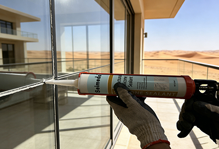 Dubai, UAE&ndash;Construction & Villa Projects in Extreme Desert Conditions