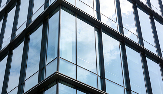 Large/Small Curtain Wall