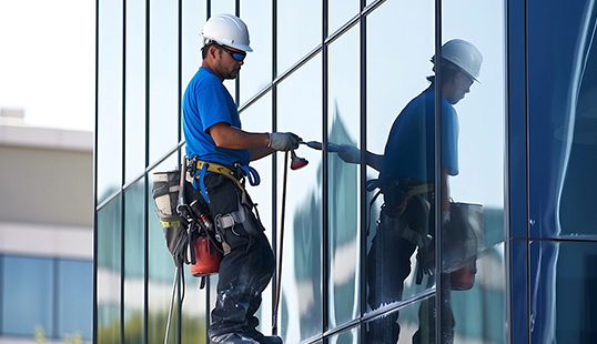 Large/Small Curtain Wall