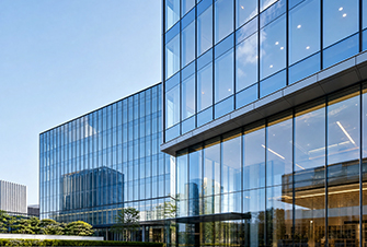 Large/Small Curtain Wall